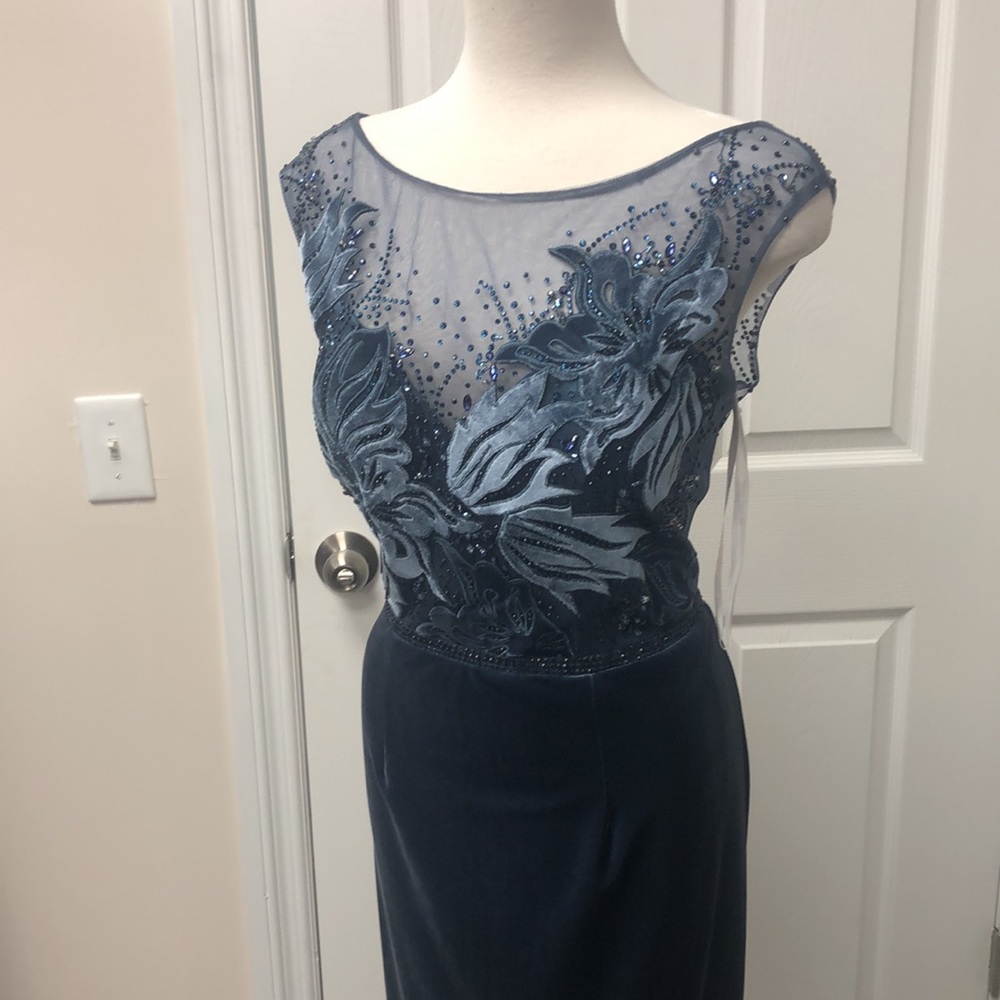 Elegant Navy Beaded Evening Gown - Picture 3 of 5